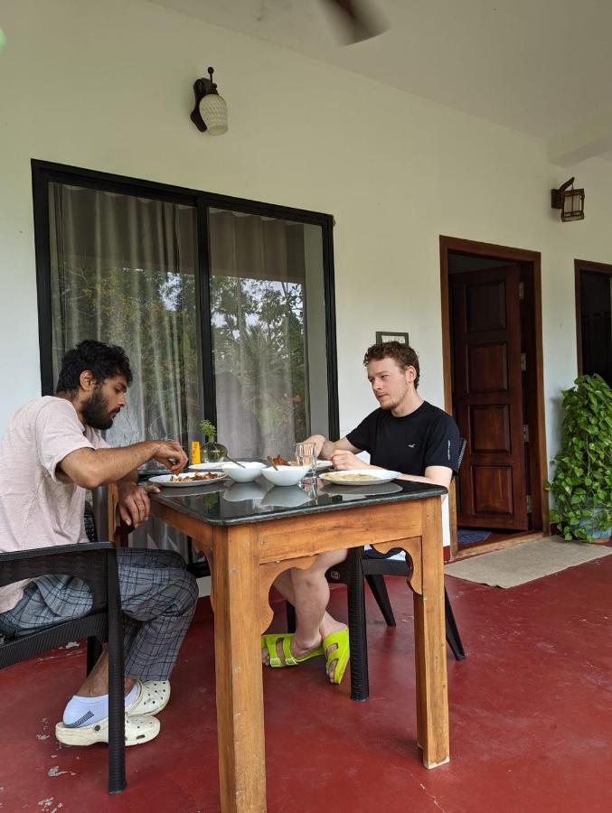 Marari Ebin Charlys Homestay Mararikulam