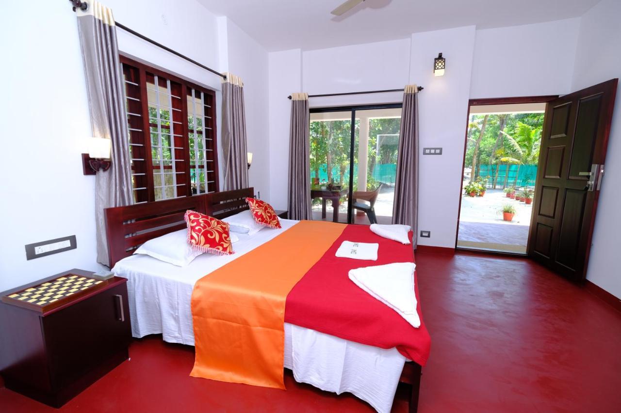Marari Ebin Charlys Homestay *